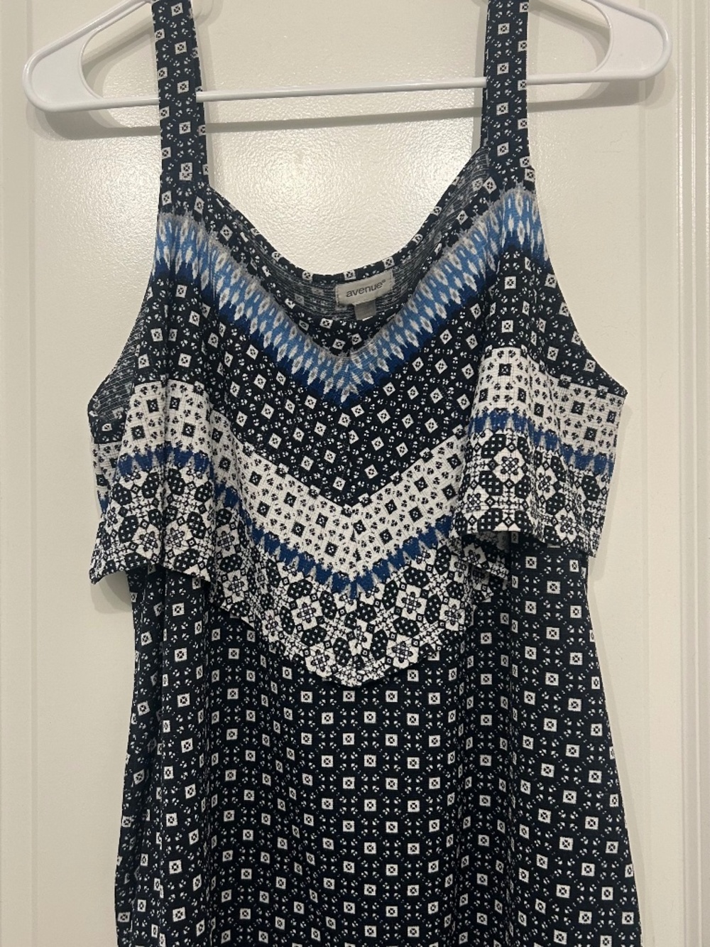 Ladies sleeveless summer top